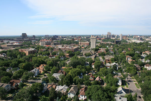 Looking South Toward Dinkytown Looking South Toward Dinkytown